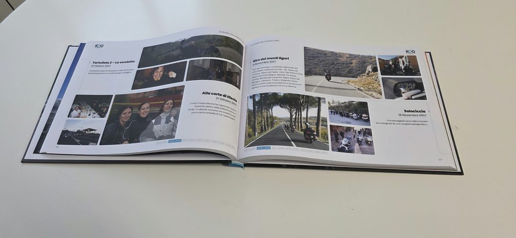 Album aperto con foto di raduni motociclistici